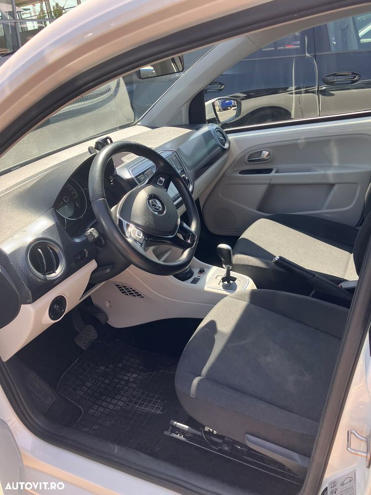 Volkswagen up! - 6