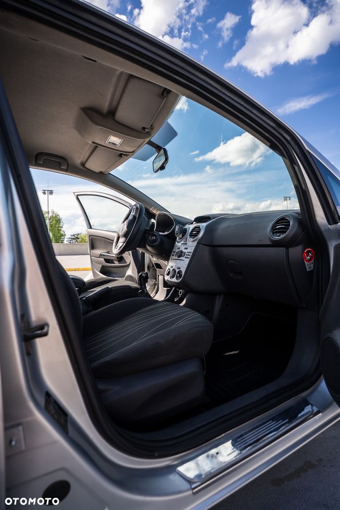 Opel Corsa 1.2 16V - 15