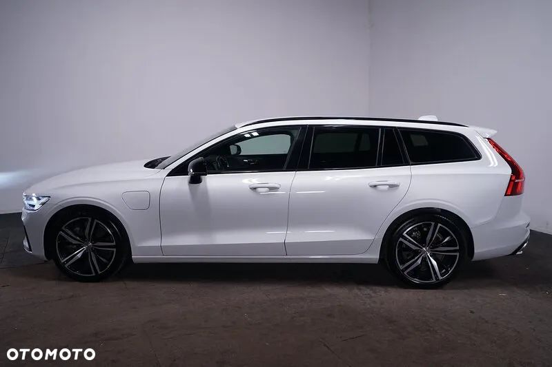 Volvo V60 T6 AWD Recharge Geartronic RDesign - 5
