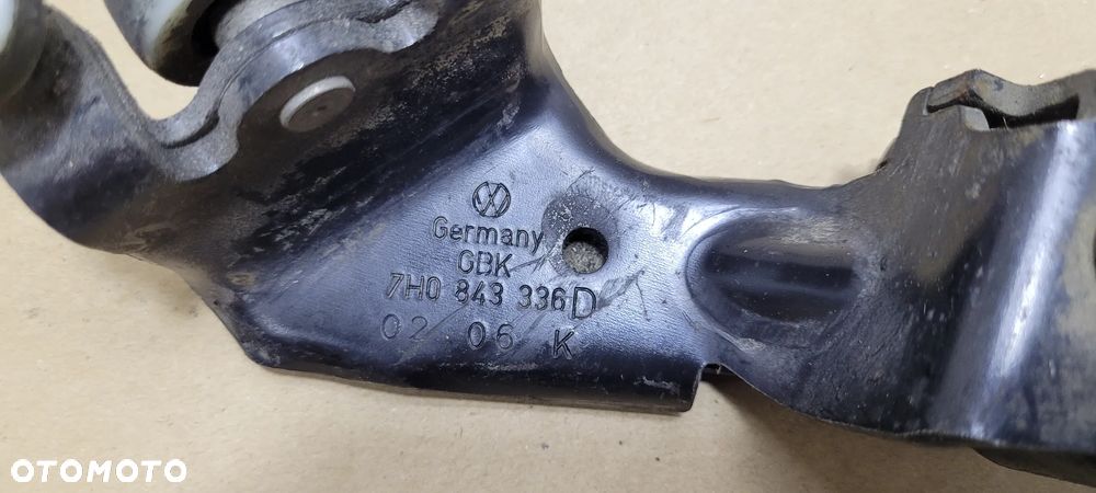 ROLKI WÓZKI PROWADNICE DRZWI PRZESUWNE VW T5 03- - 4