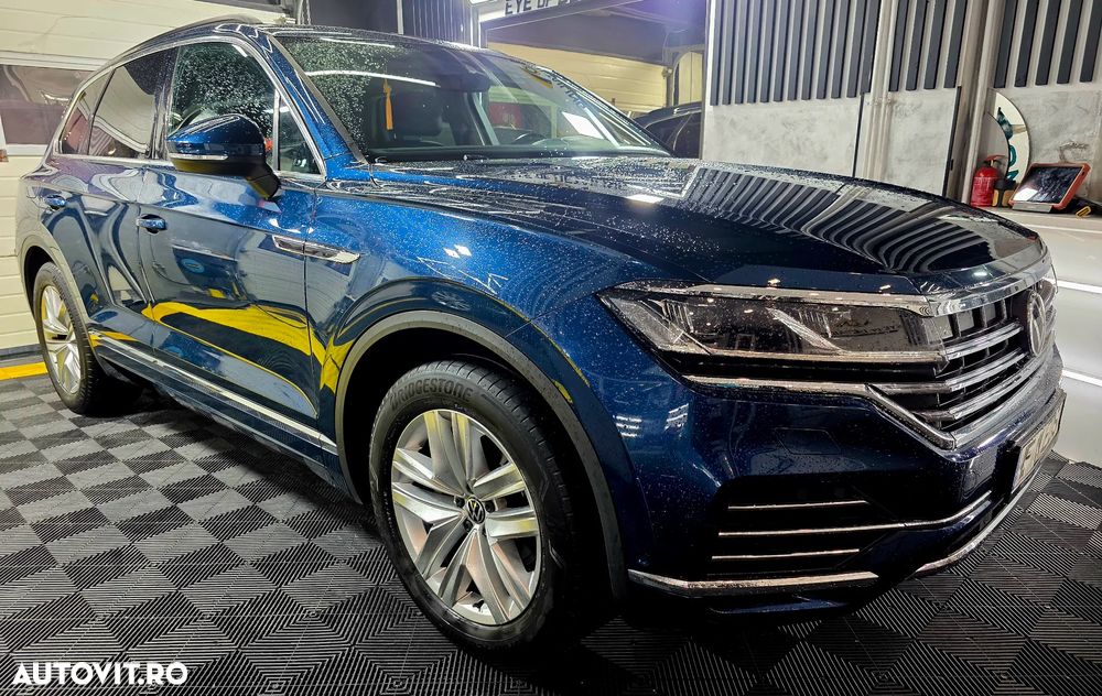 Volkswagen Touareg V6 TDI 4MOTION Elegance - 5