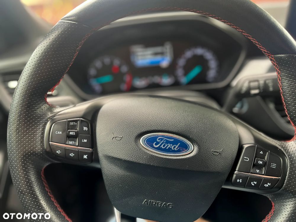 Ford Focus 1.0 EcoBoost Start-Stopp-System ST-LINE STYLE - 35