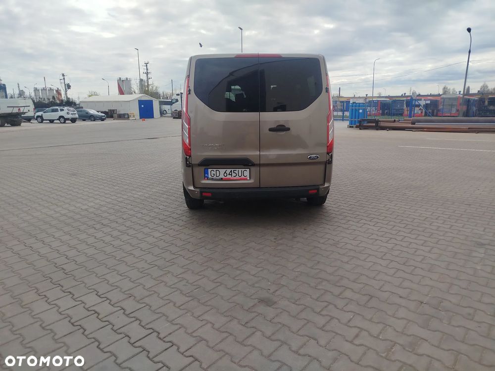 Ford Transit Custom 9 osobowy - 5
