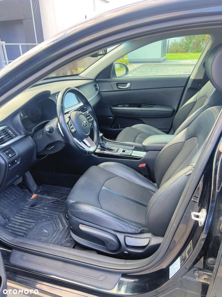Kia Optima - 2