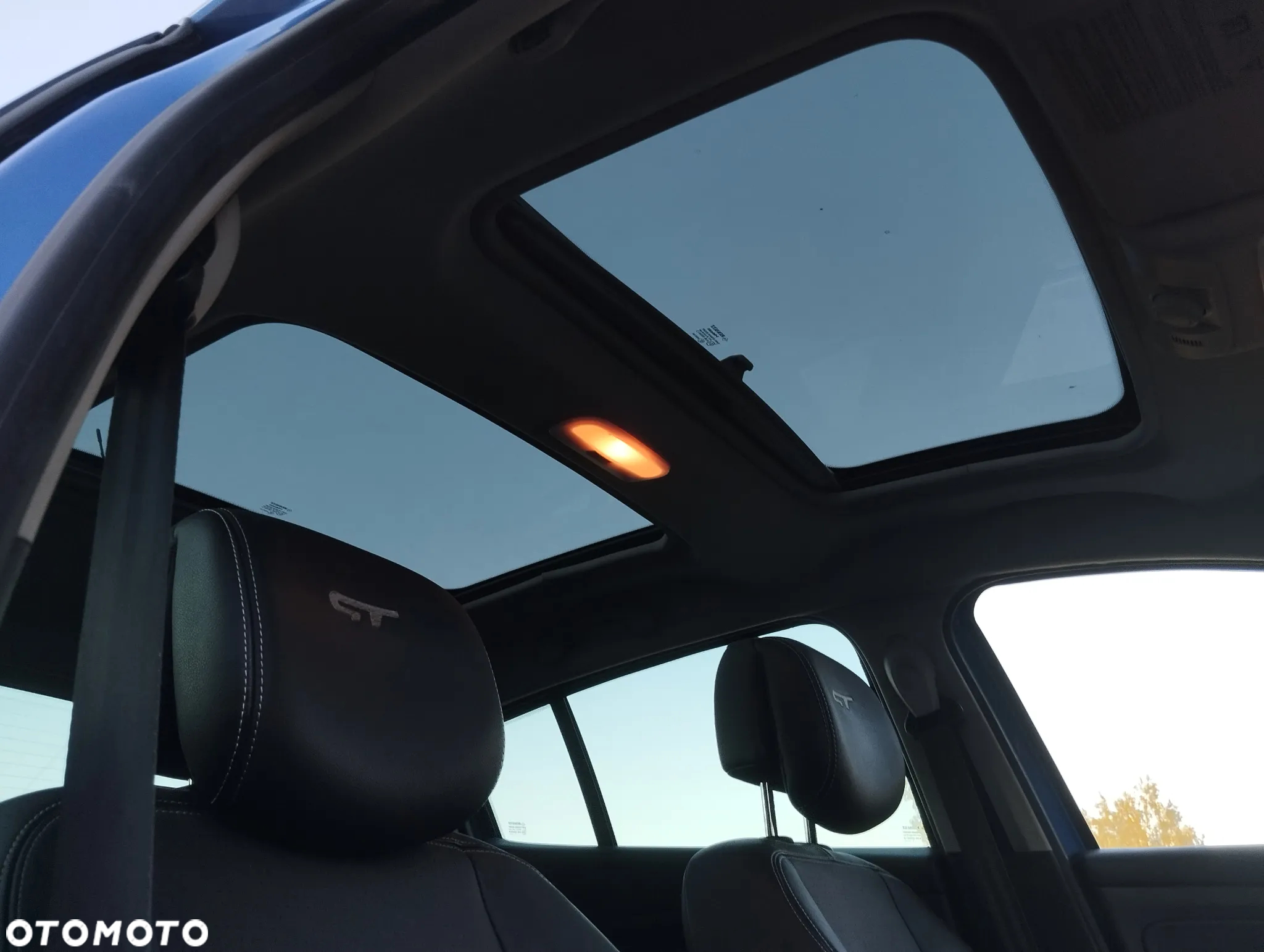 Renault Megane TCe 180 GT - 31
