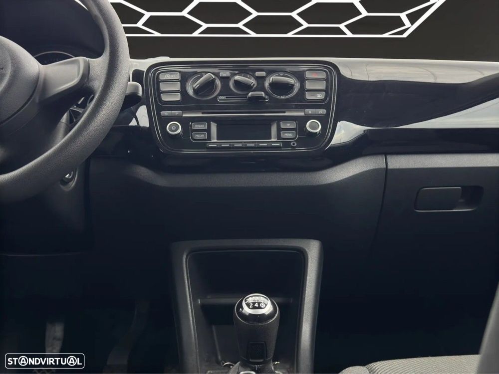 VW Up! 1.0 White - 13