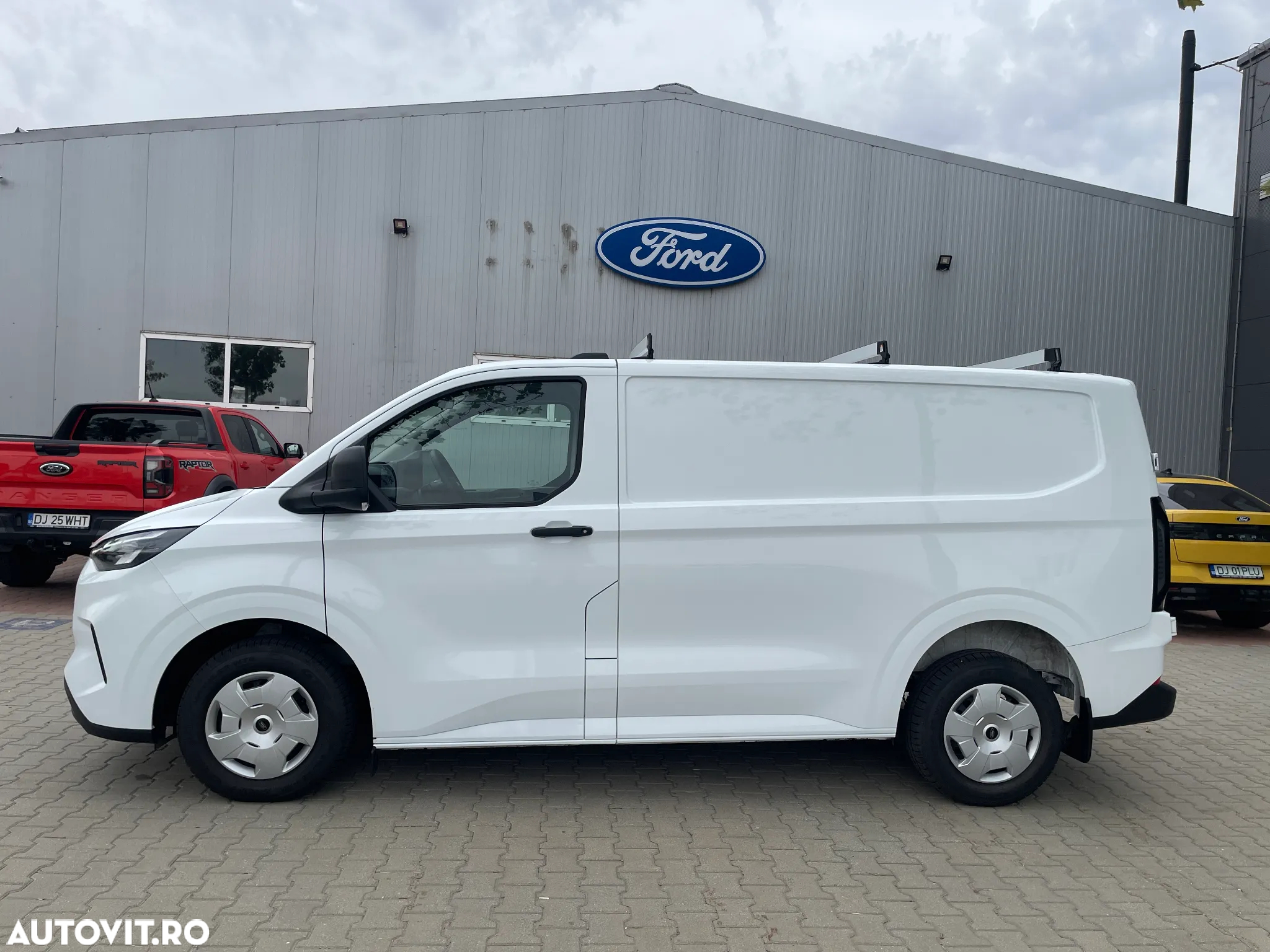 Ford Transit Custom Van 300L (L2H1) Trend 2.0L Panther 170 CP A8 FWD - 4