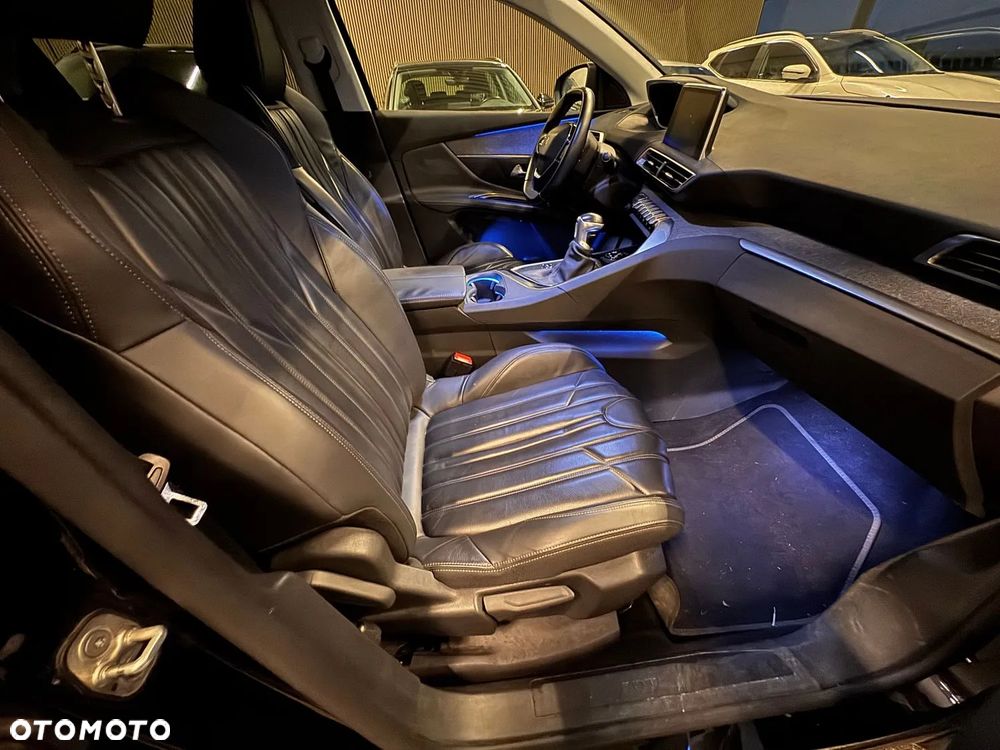 Peugeot 3008 PureTech 130 Stop & Start GPF Allure Business-Paket - 11