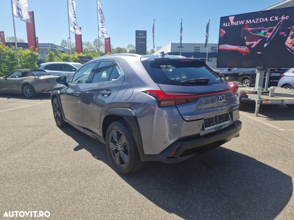 Lexus UX 250h E-FOUR Luxury ML - 7