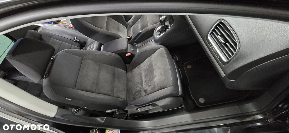 Volkswagen Golf 2.0 TDI DPF DSG Highline - 12