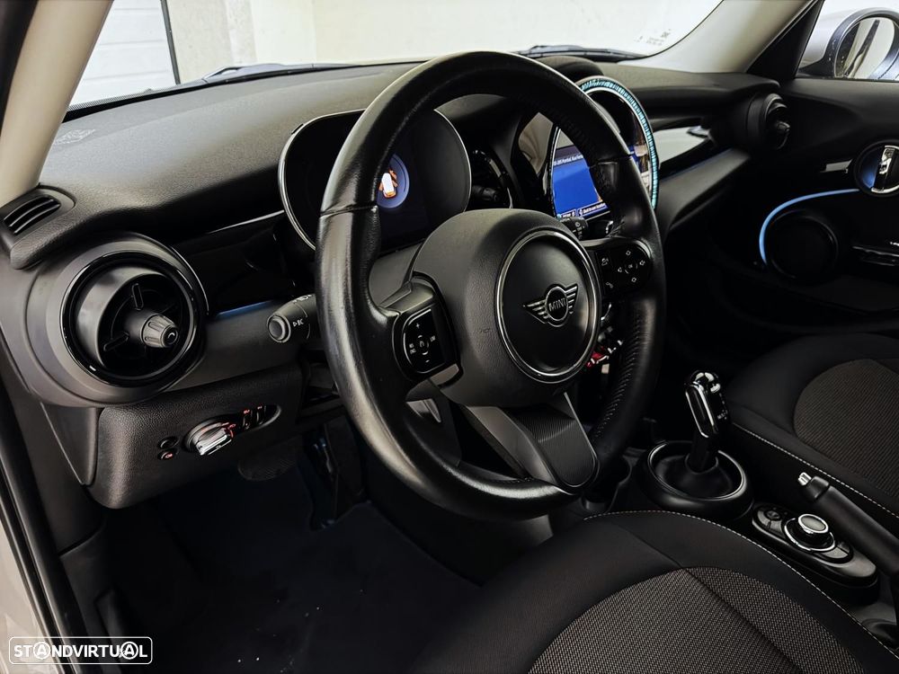 MINI 5 Portas Cooper Auto - 3