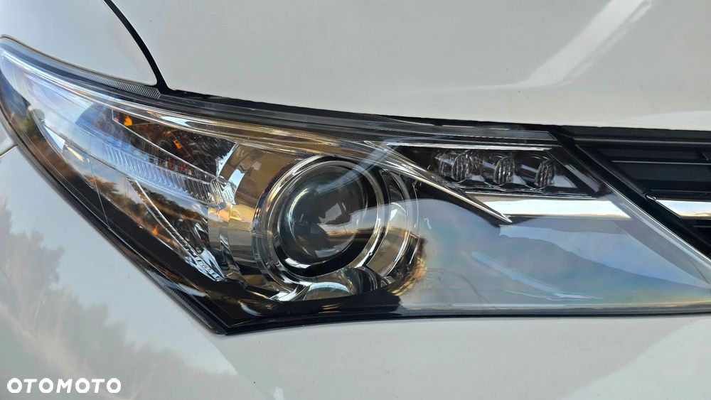 Toyota Auris 1.6 Valvematic Multidrive S Comfort - 9
