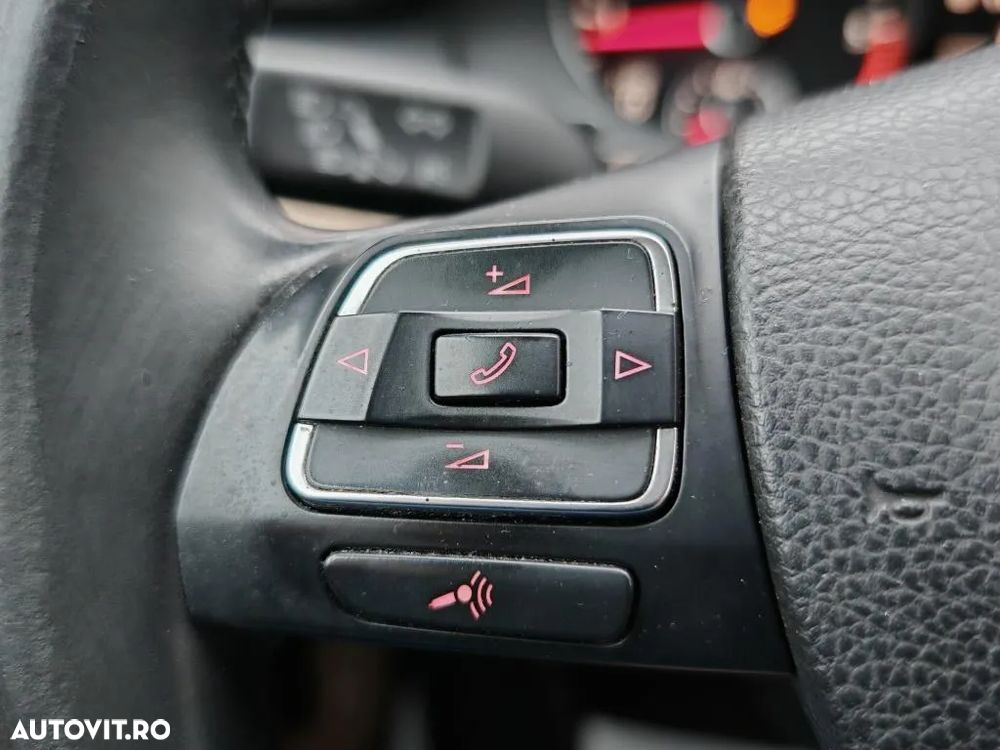 Volkswagen Passat 1.6TDI BlueMotion Tehnology DSG Comfortline - 18