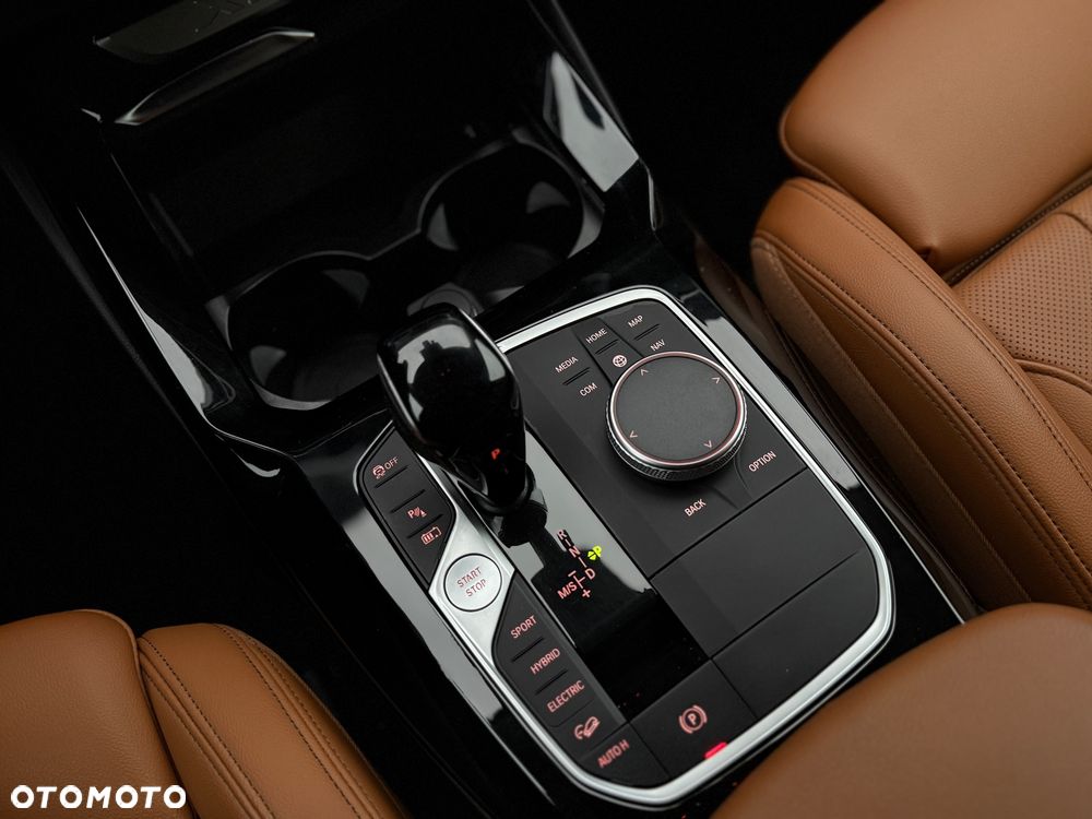 BMW X3 xDrive30e - 24