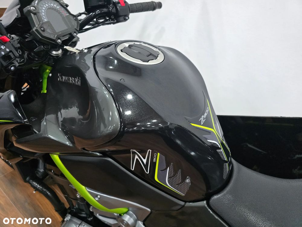 Kawasaki Z - 15