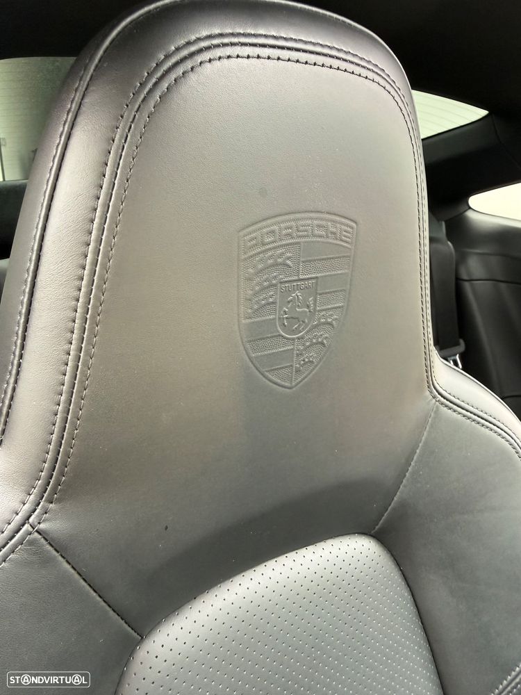 Porsche 911 (992) Carrera 4S PDK - 13