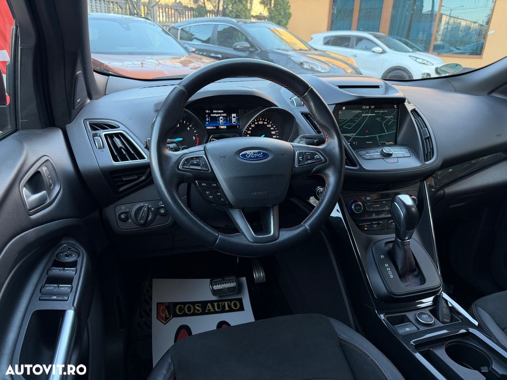 Ford Kuga 2.0 TDCi 4x4 Aut. ST-Line - 10