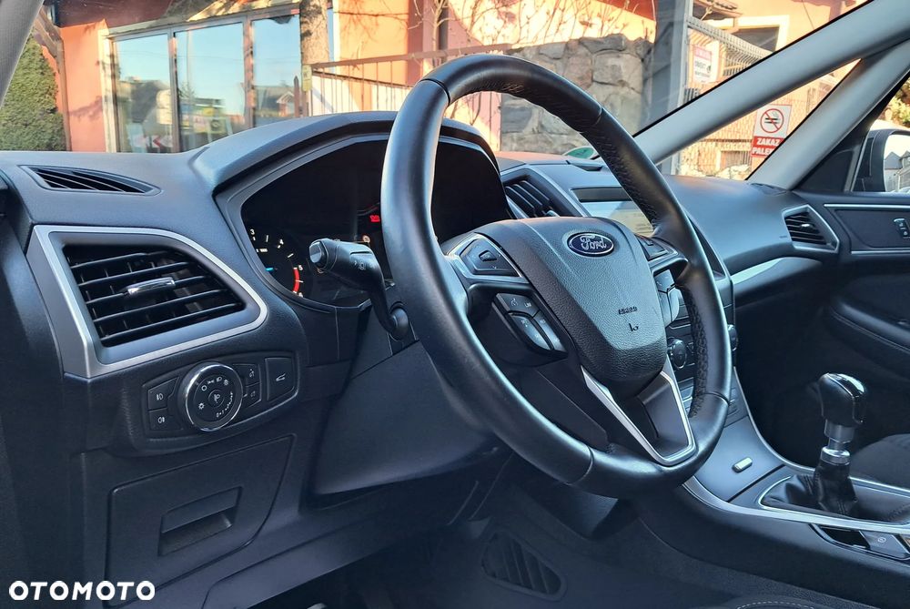 Ford S-Max - 30