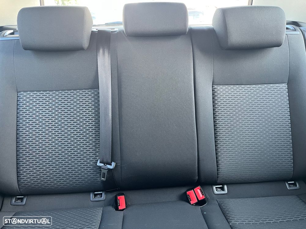 VW Golf 1.2 TSi Trendline - 10