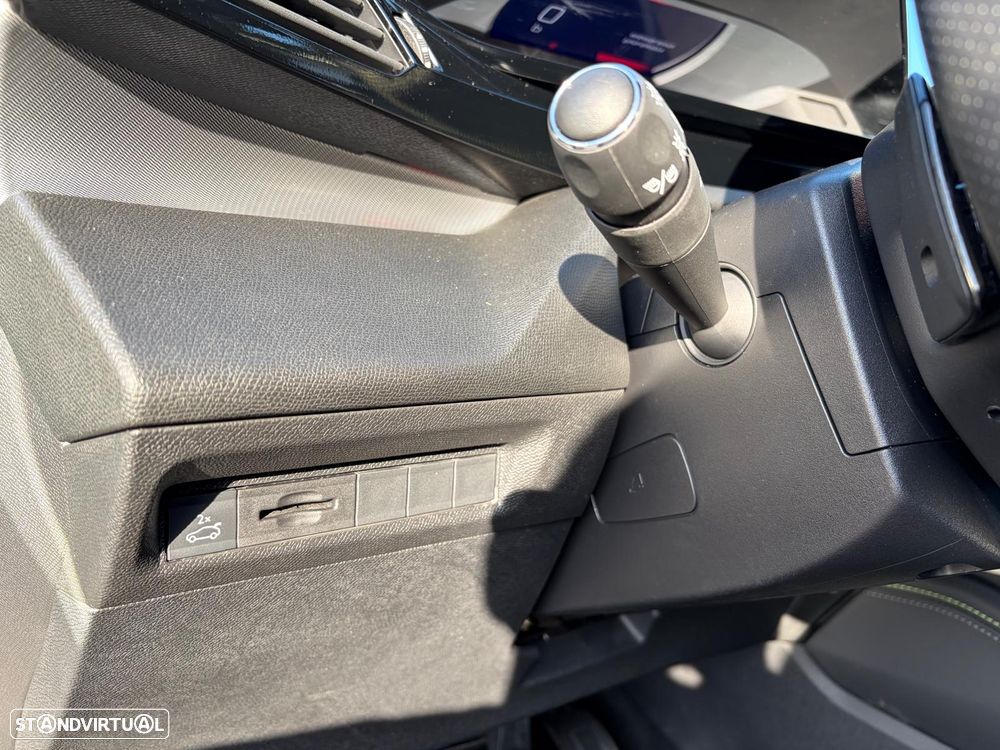 Peugeot 308 1.2 PureTech GT EAT8 - 43