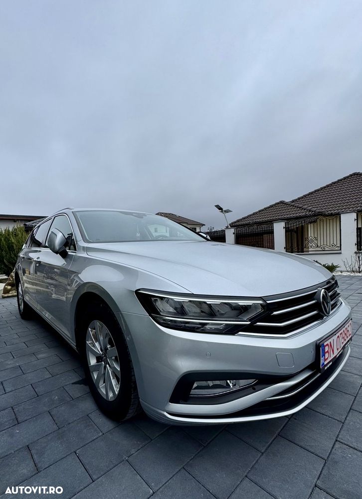 Volkswagen Passat 2.0 TDI SCR DSG Business - 1