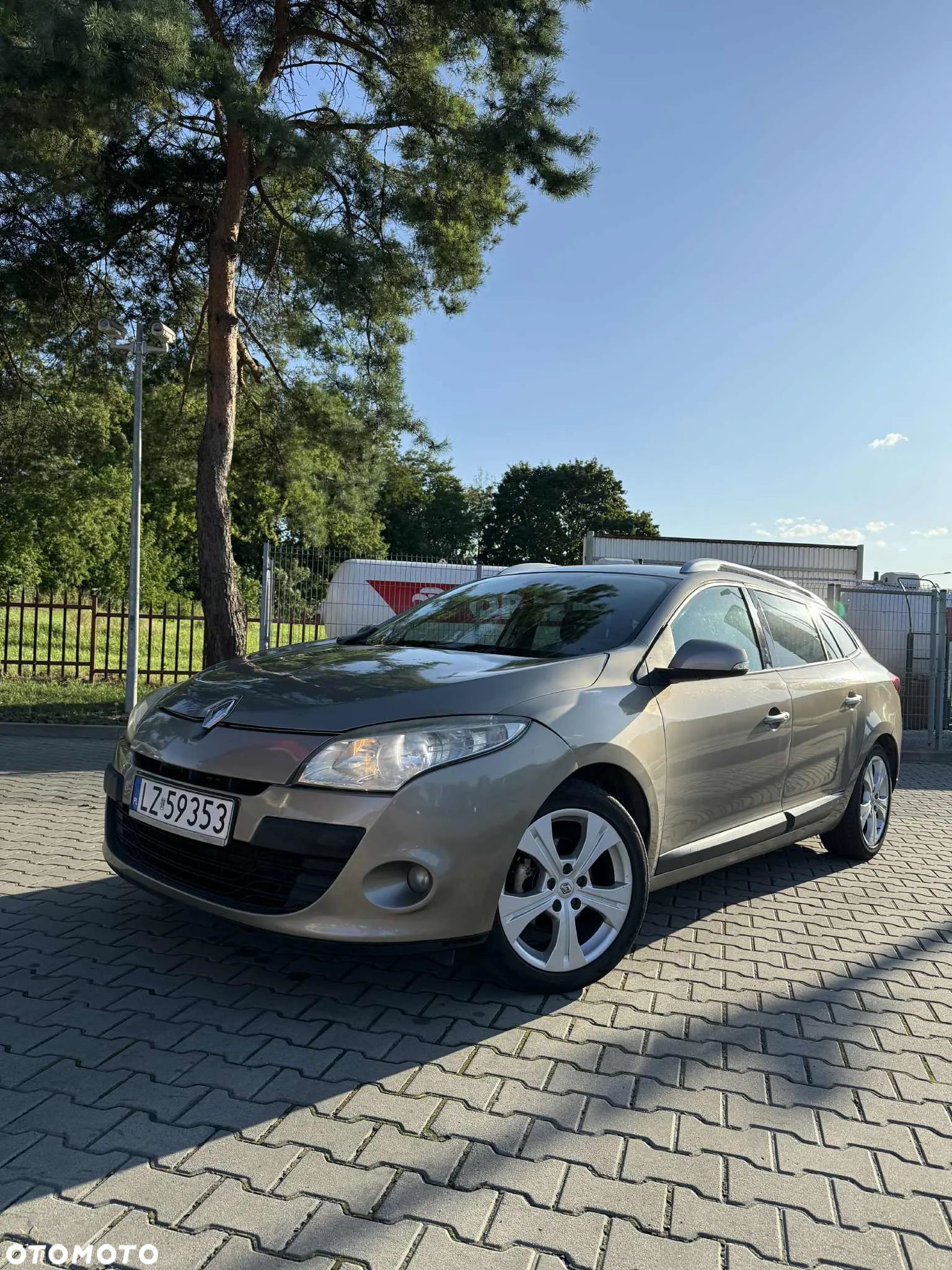 Renault Megane 1.6 16V Dynamique - 1