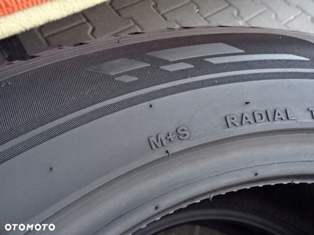 235/60/R18 107V Extra loud KUMHO 1 CITY VENTURE - 10