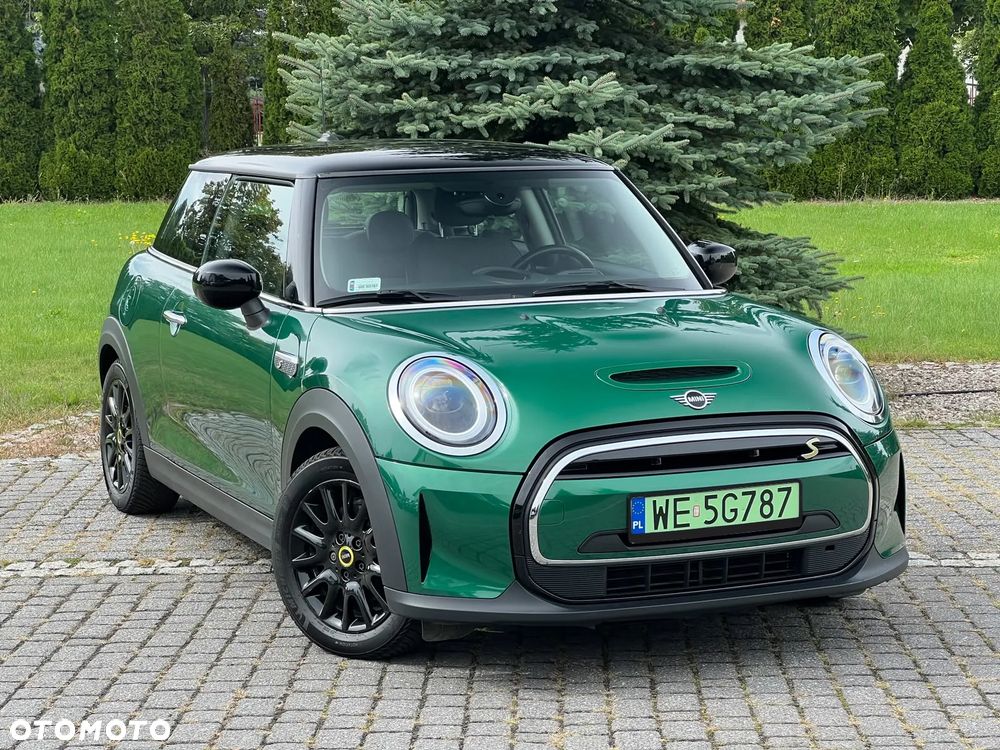 MINI Cooper SE Classic Trim - 4