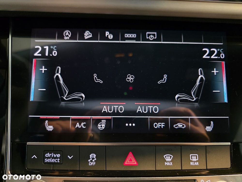 Audi Q8 - 36