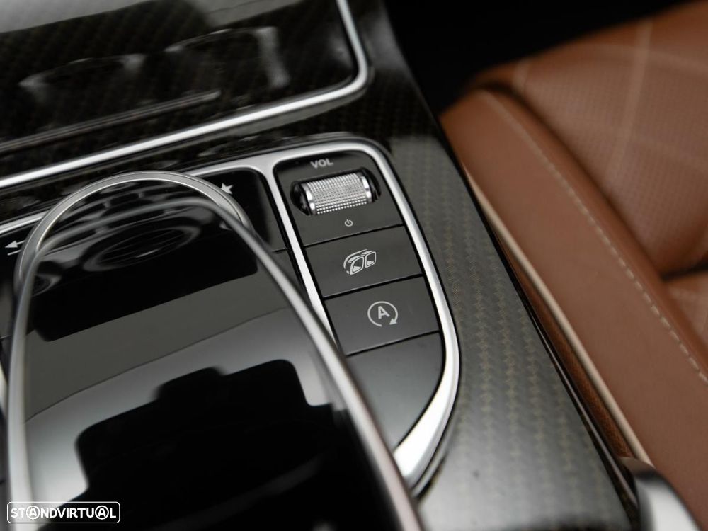 Mercedes-Benz C 63 AMG S - 37