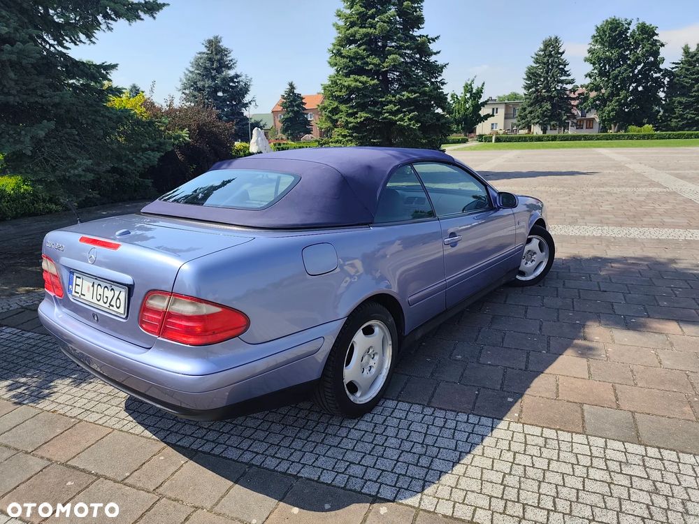 Mercedes-Benz CLK 320 - 3
