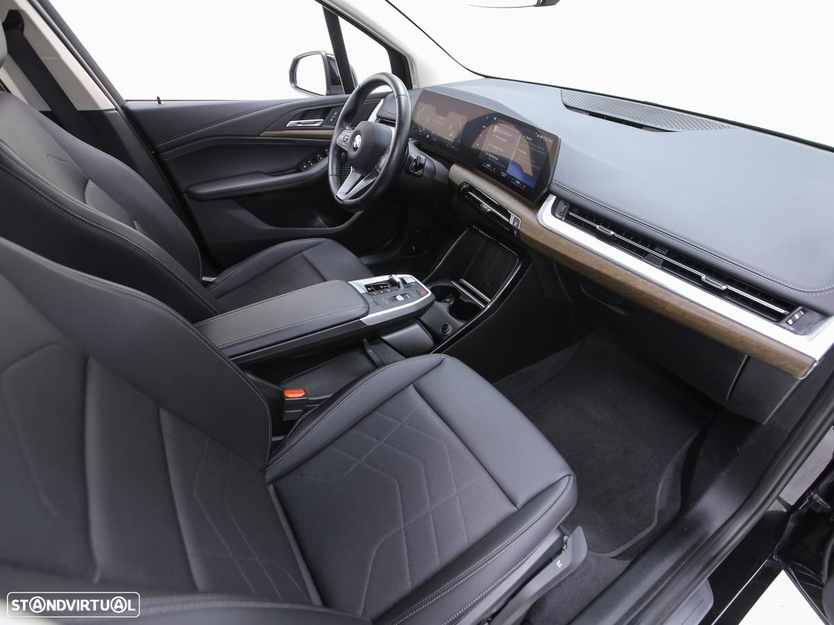 BMW 218 Active Tourer i Aut. Luxury Line - 10