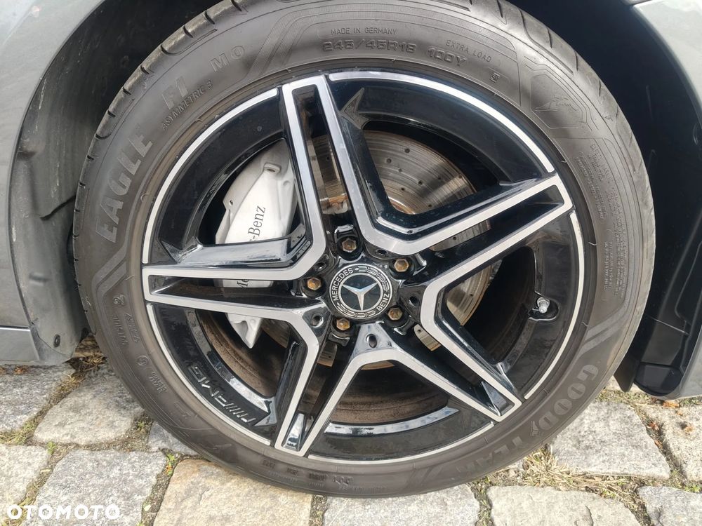 Mercedes-Benz Klasa E 220 d 4-Matic AMG - 12