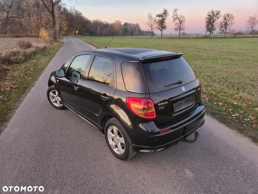 Suzuki SX4 1.6 Premium - 29