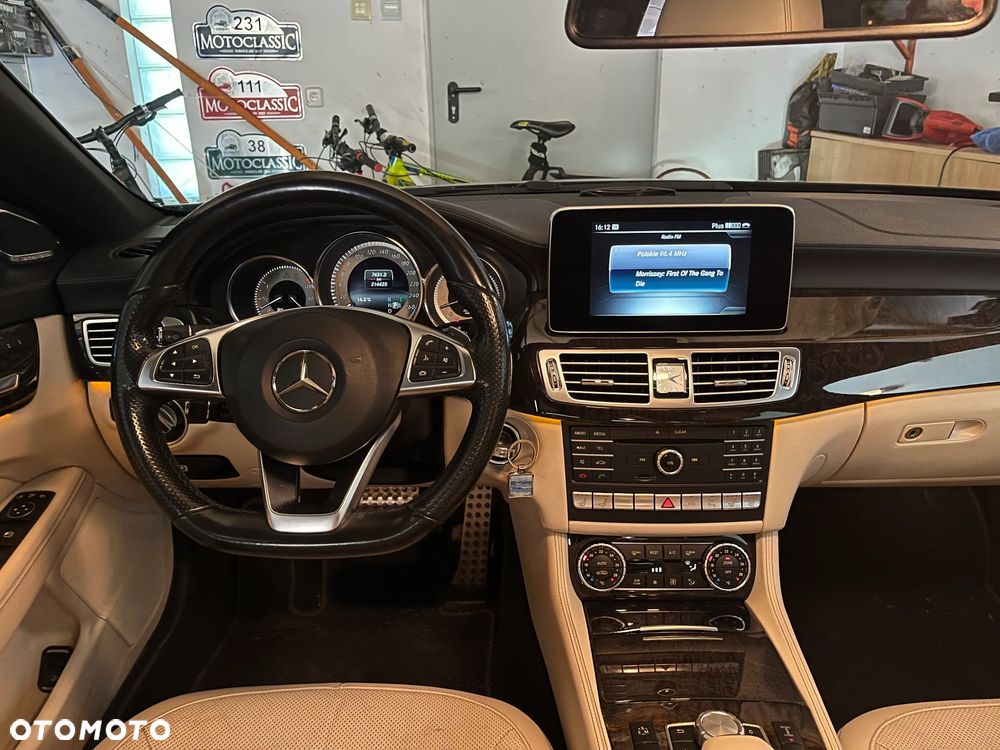 Mercedes-Benz CLS - 11