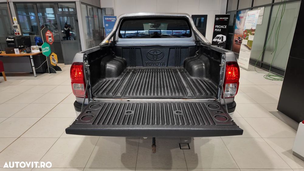 Toyota Hilux 2.4D 150CP 4x4 Double Cab AT Style - 11
