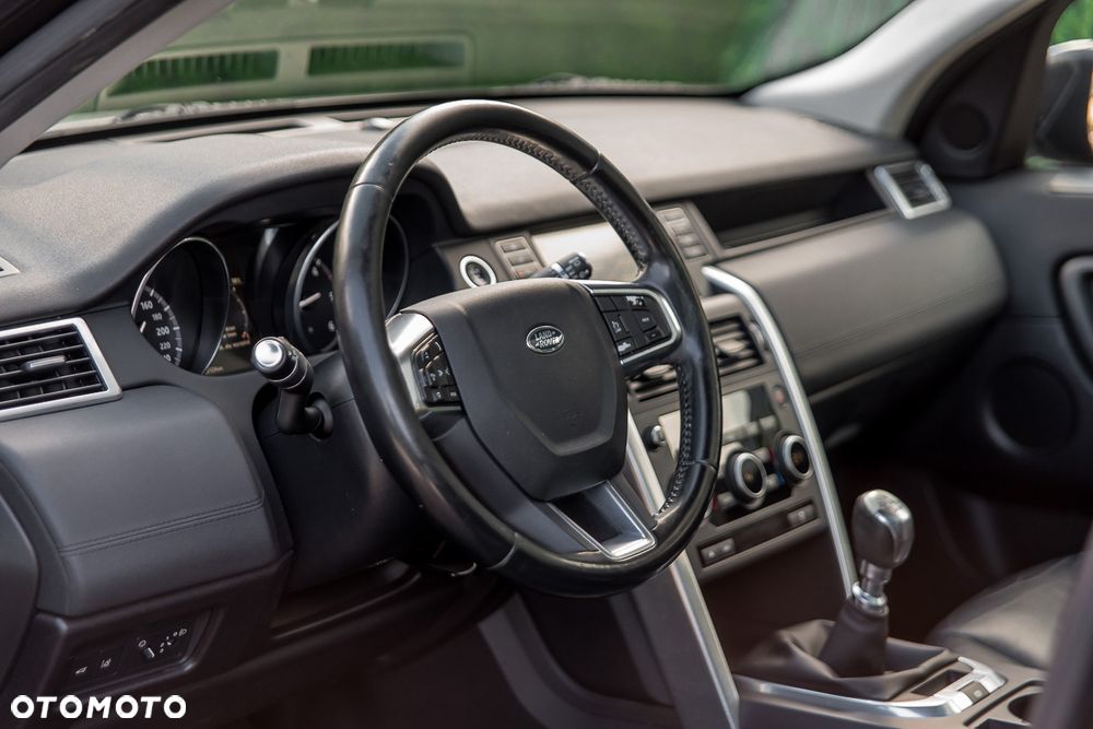 Land Rover Discovery Sport TD4 HSE Luxury - 18