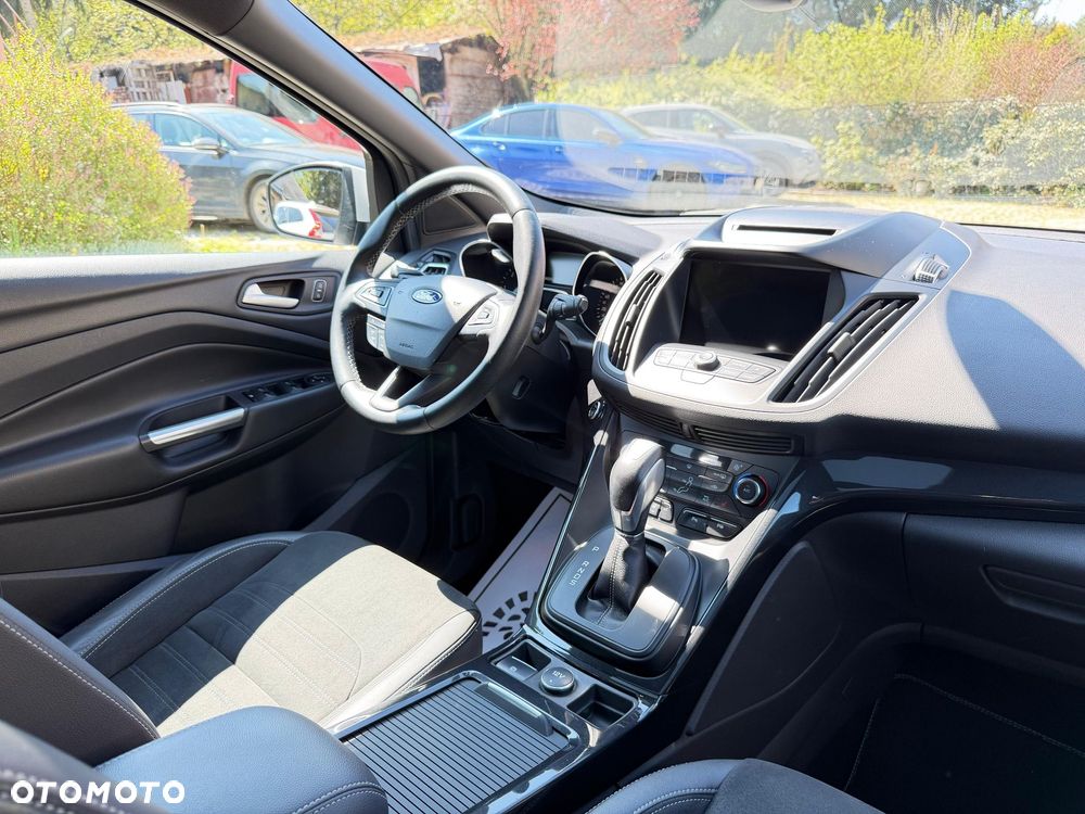 Ford Kuga 2.0 TDCi 4x4 ST-Line - 20