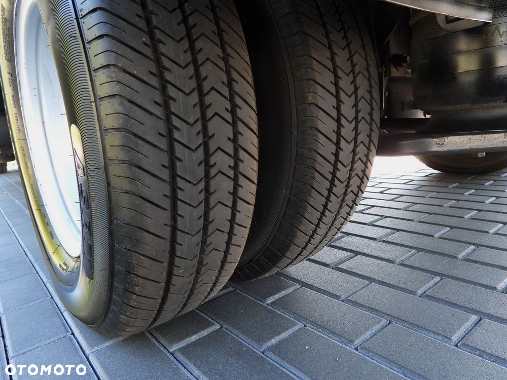 Iveco DAILY 72C18 WINDA 14 PALET TEMPOMAT PNEUMATYKA AUTOMAT HI-MATIC BLIŹNIACZE KOŁA KLIMATYZACJA  180KM - 21