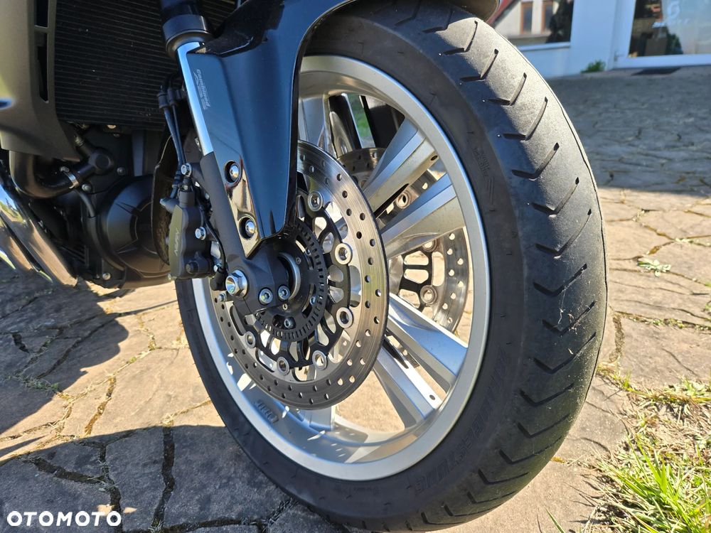 Honda CTX - 23