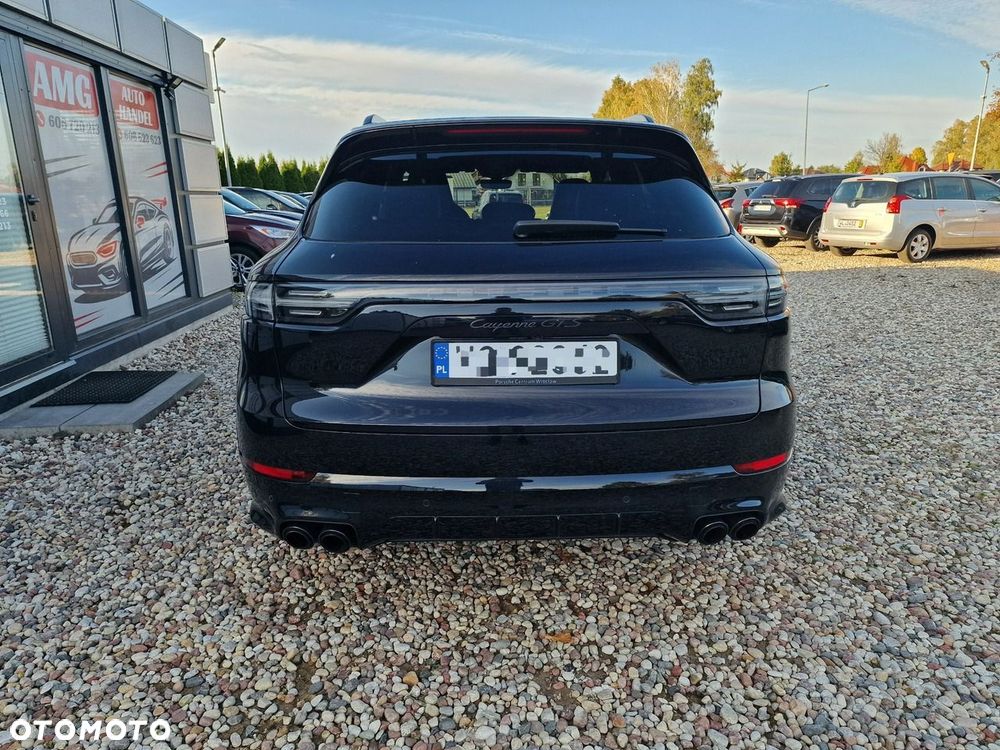 Porsche Cayenne - 10