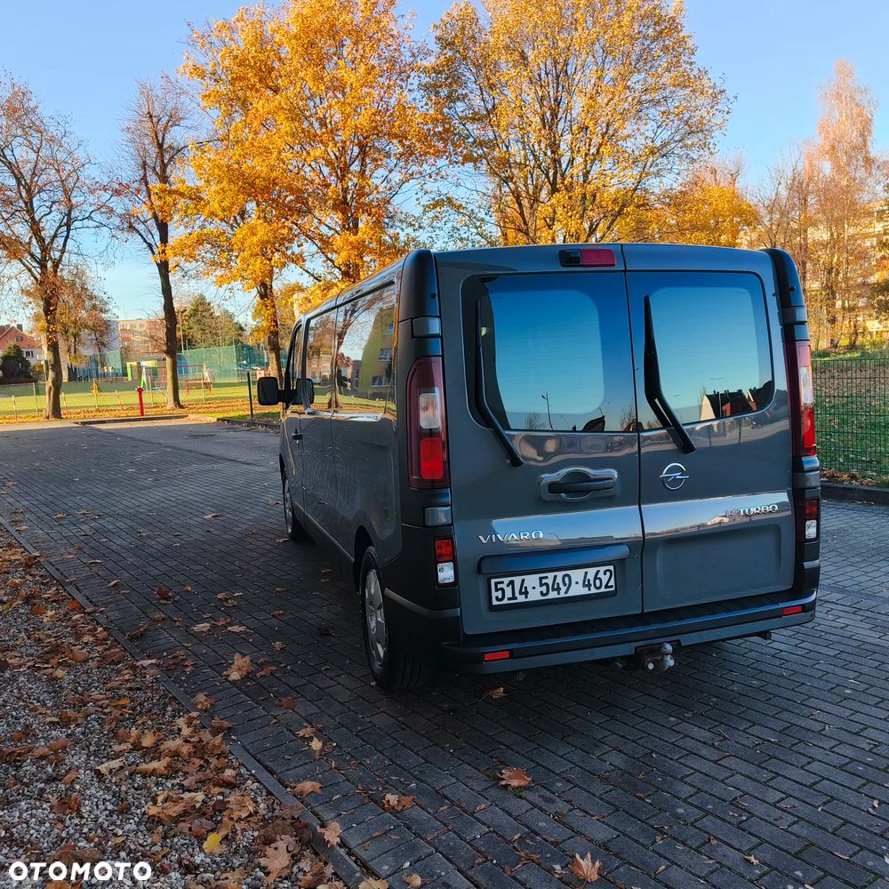 Opel vivaro - 6