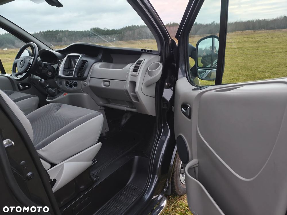 Opel VIVARO - 14