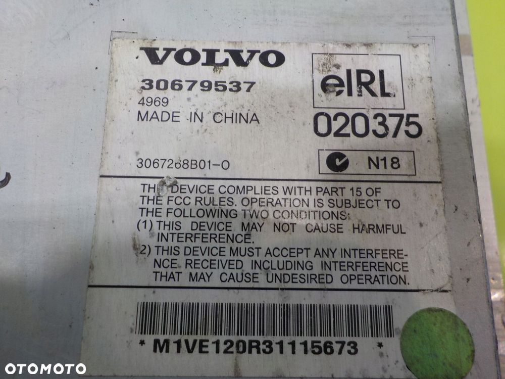 VOLVO S40 II 2.5 T5 04r AUT wzmacniacz radia 30679537 - 8