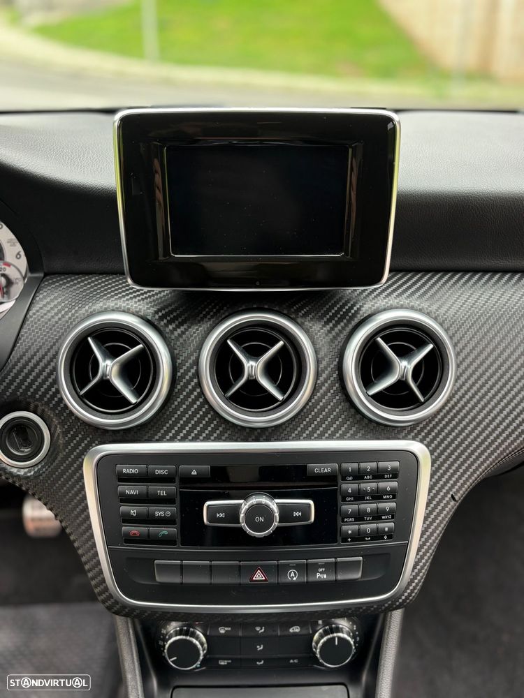 Mercedes-Benz A 180 CDI AMG Line - 10