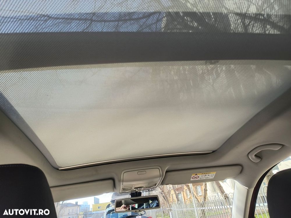 Volkswagen Tiguan - 9