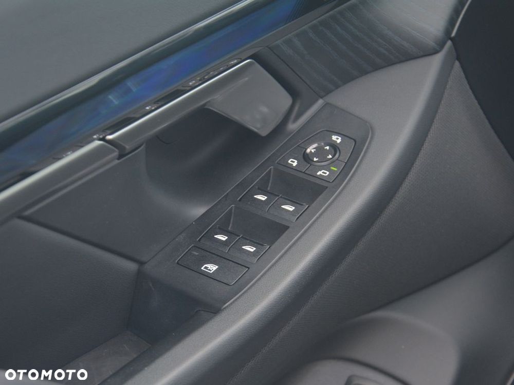 BMW Seria 5 - 17