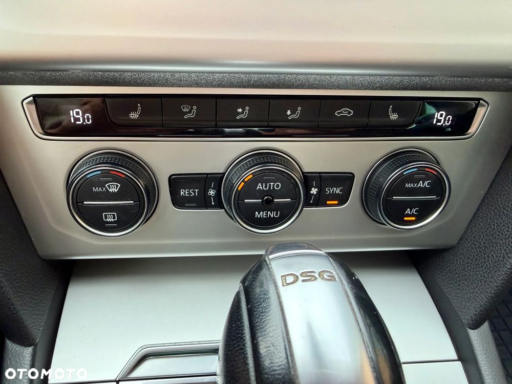 Volkswagen Passat 2.0 TDI BMT Comfortline DSG - 13