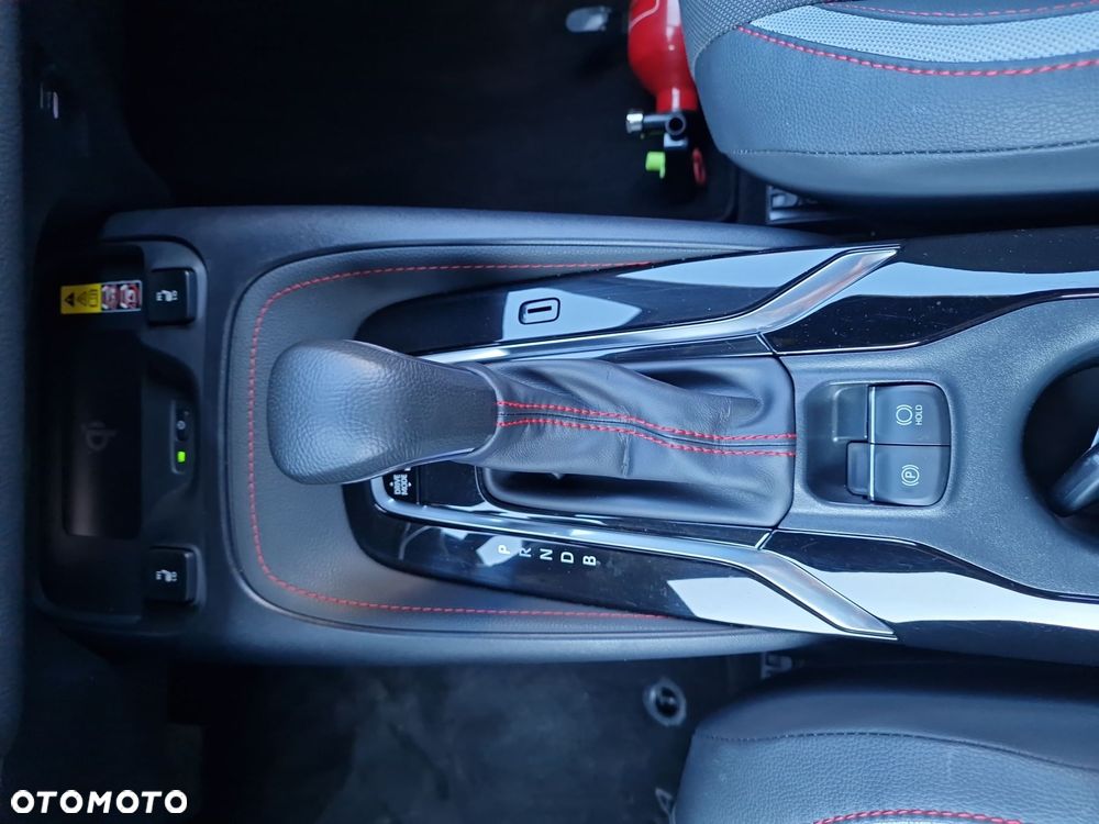 Toyota Corolla 1.8 Hybrid GR Sport - 18