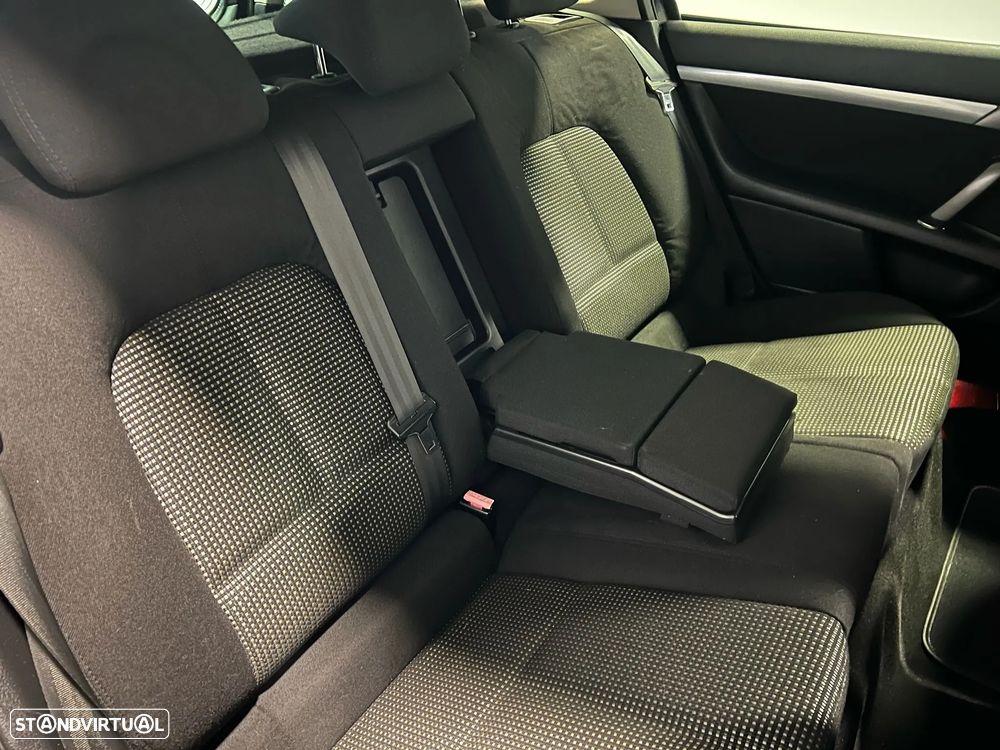 Peugeot 407 SW 1.6 HDi Navteq - 16